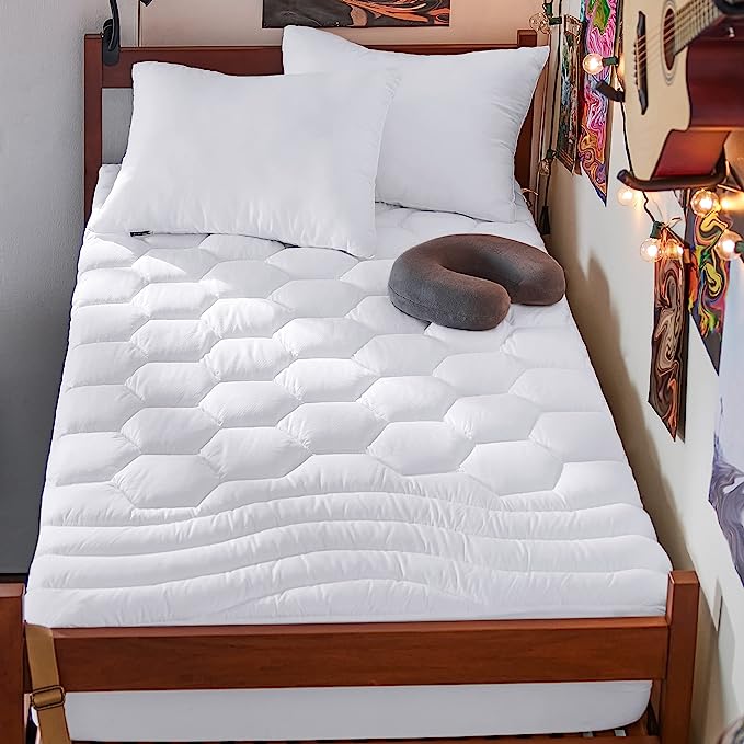 Mattress Pad for Dorm Room